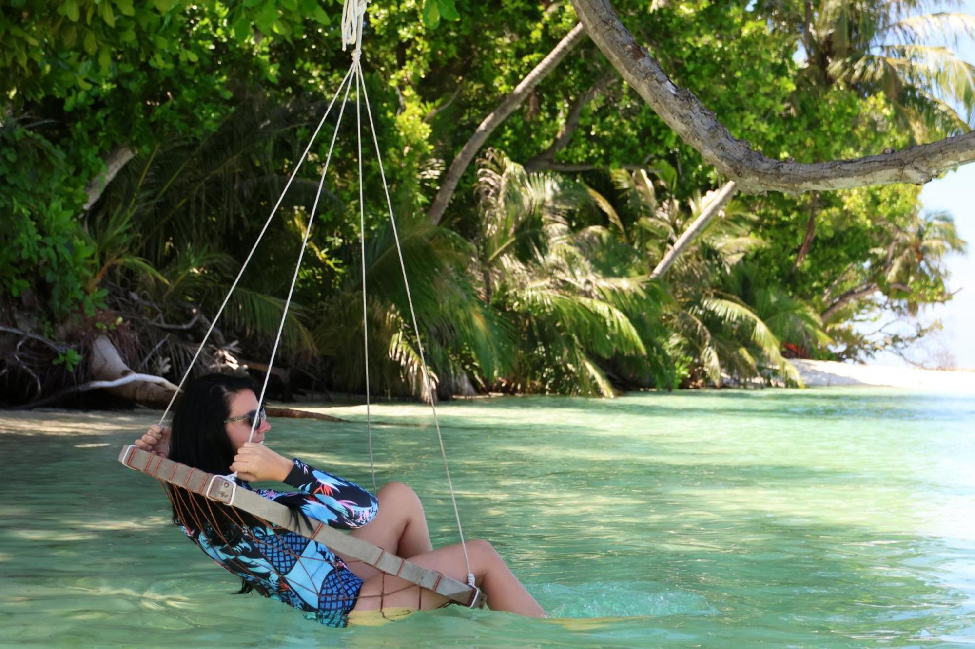 Hanifaru Transit Inn Dharavandhoo Exteriör bild